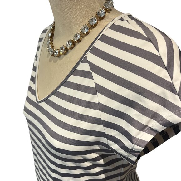 LOLE Dress Size Large Grey White Horizontal Stripes Pockets Casual Cap Sleeves - Picture 4 of 13